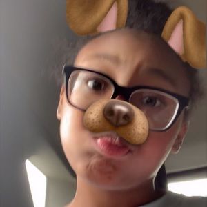 Meet your Posher, Sanai